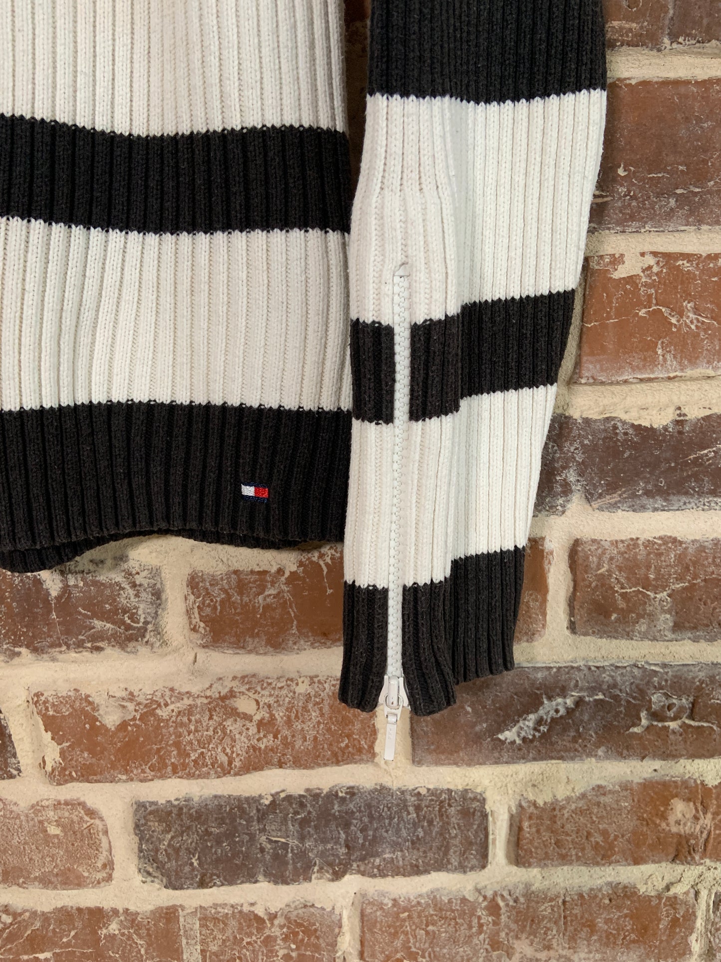 Pulover damă Tommy Hilfiger made in Japan