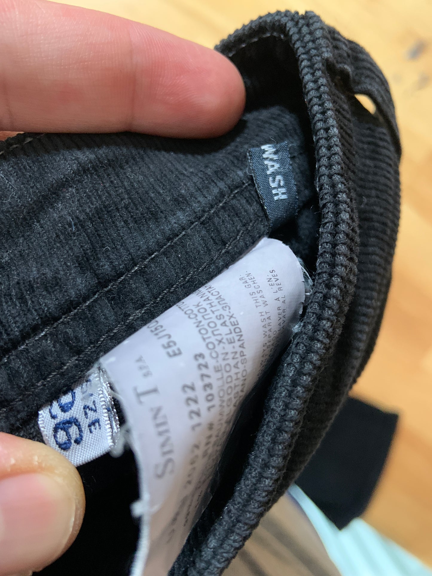 Pantaloni velur damă Armani Jeans