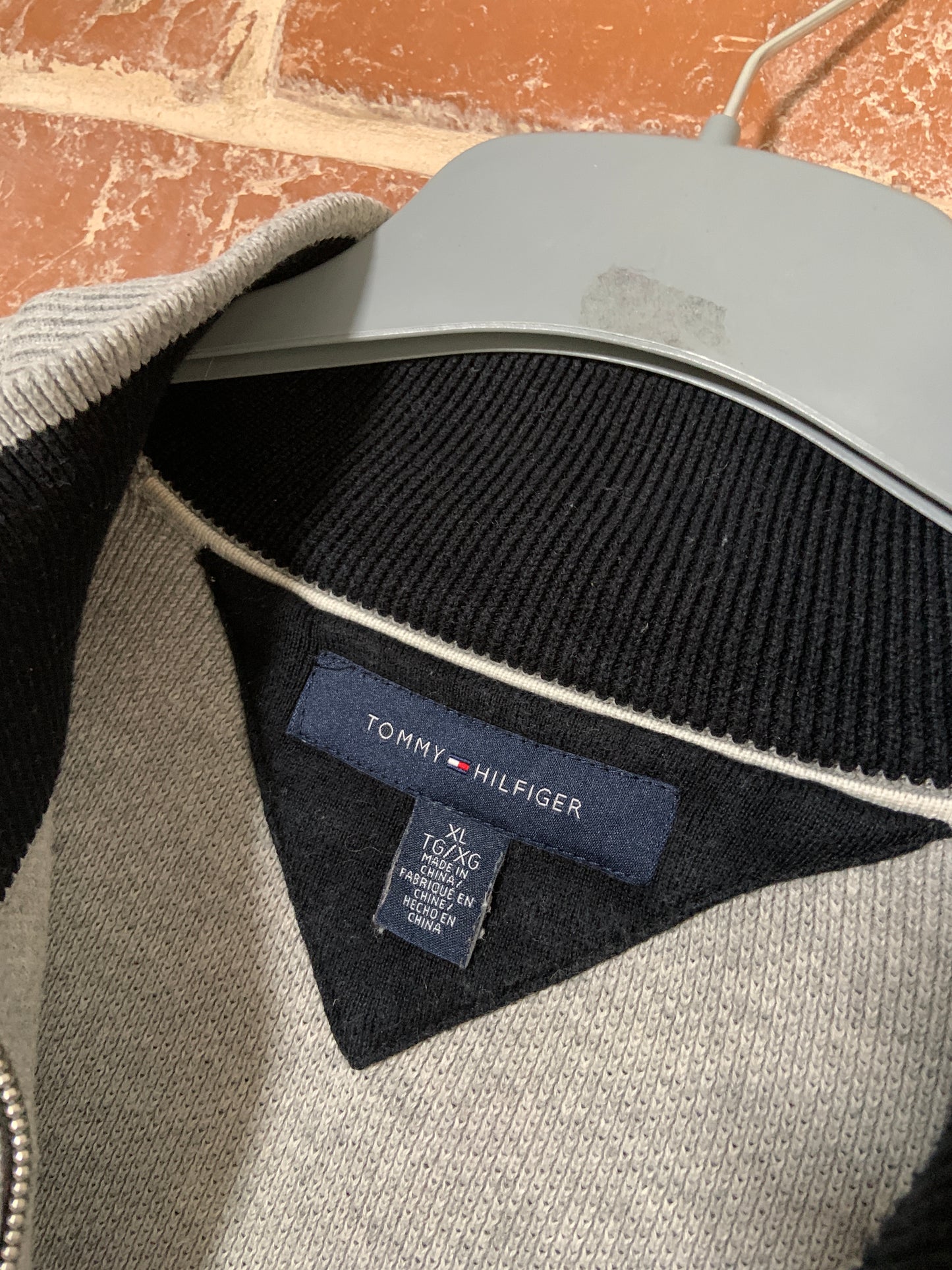 Pulover Tommy Hilfiger