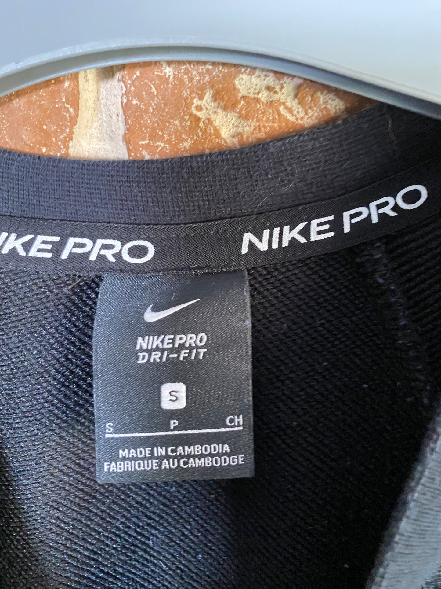 Bluză damă Nike crop