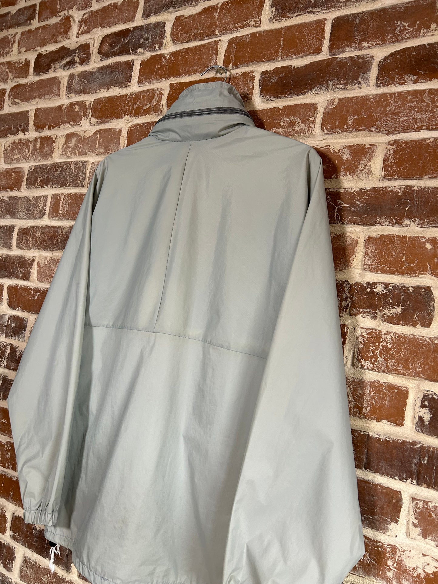 Windbreaker Etirel