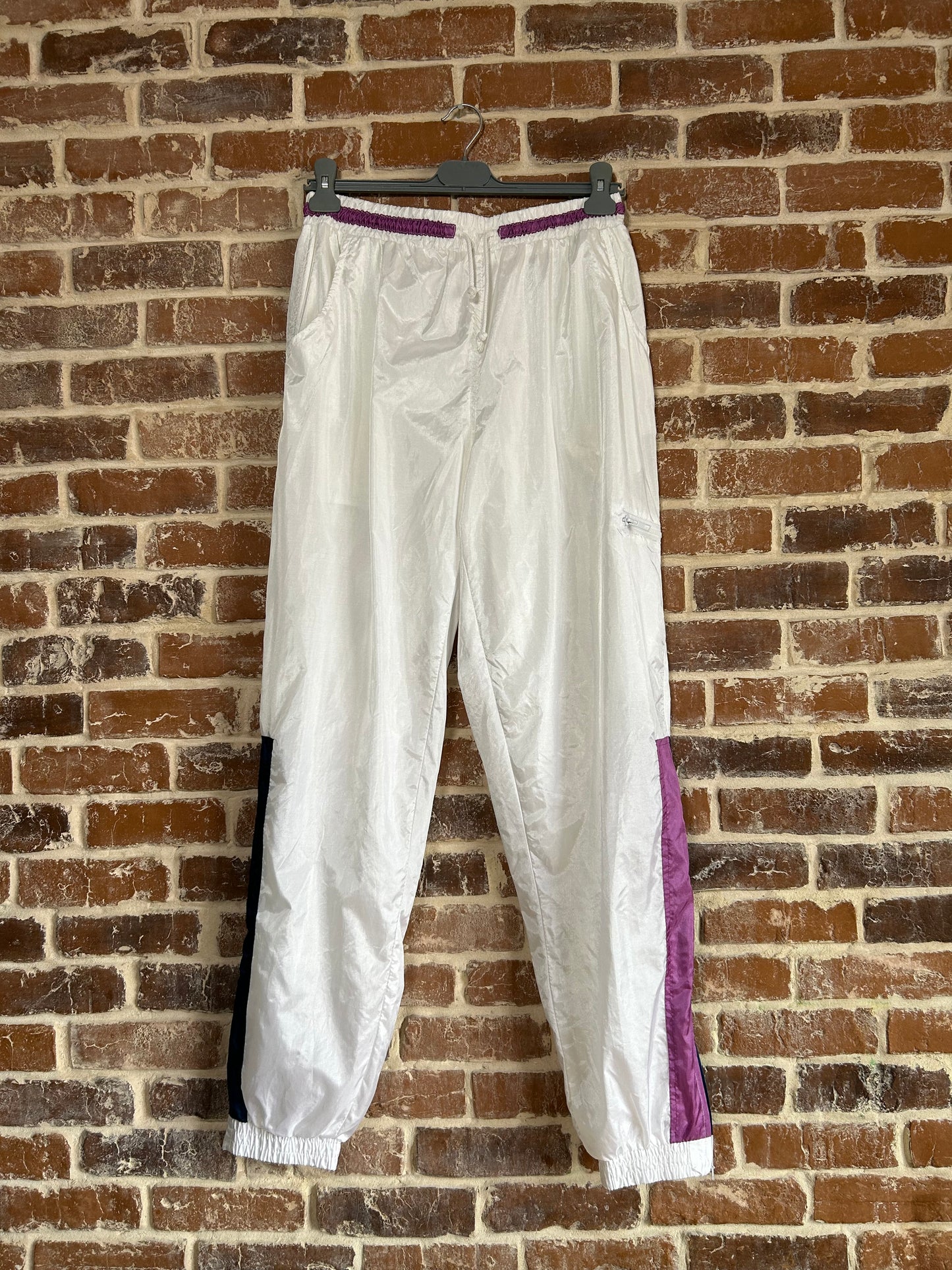 Pantaloni sport damă Vintage