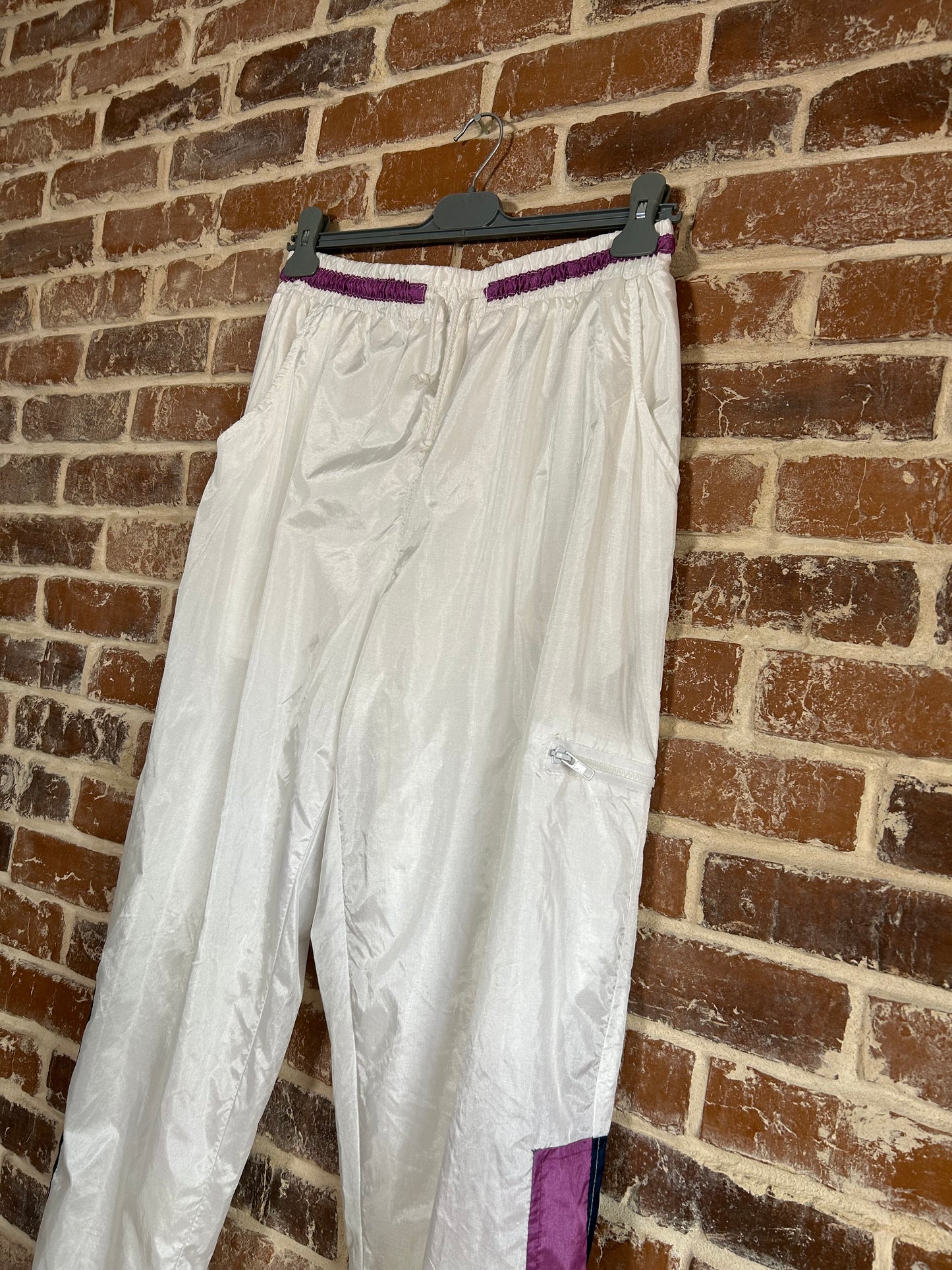 Pantaloni sport damă Vintage