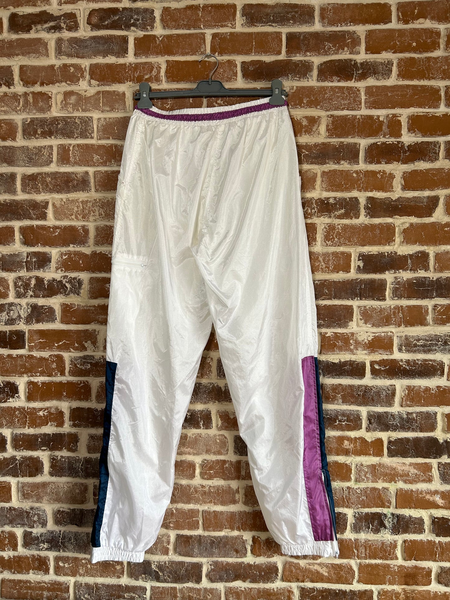 Pantaloni sport damă Vintage