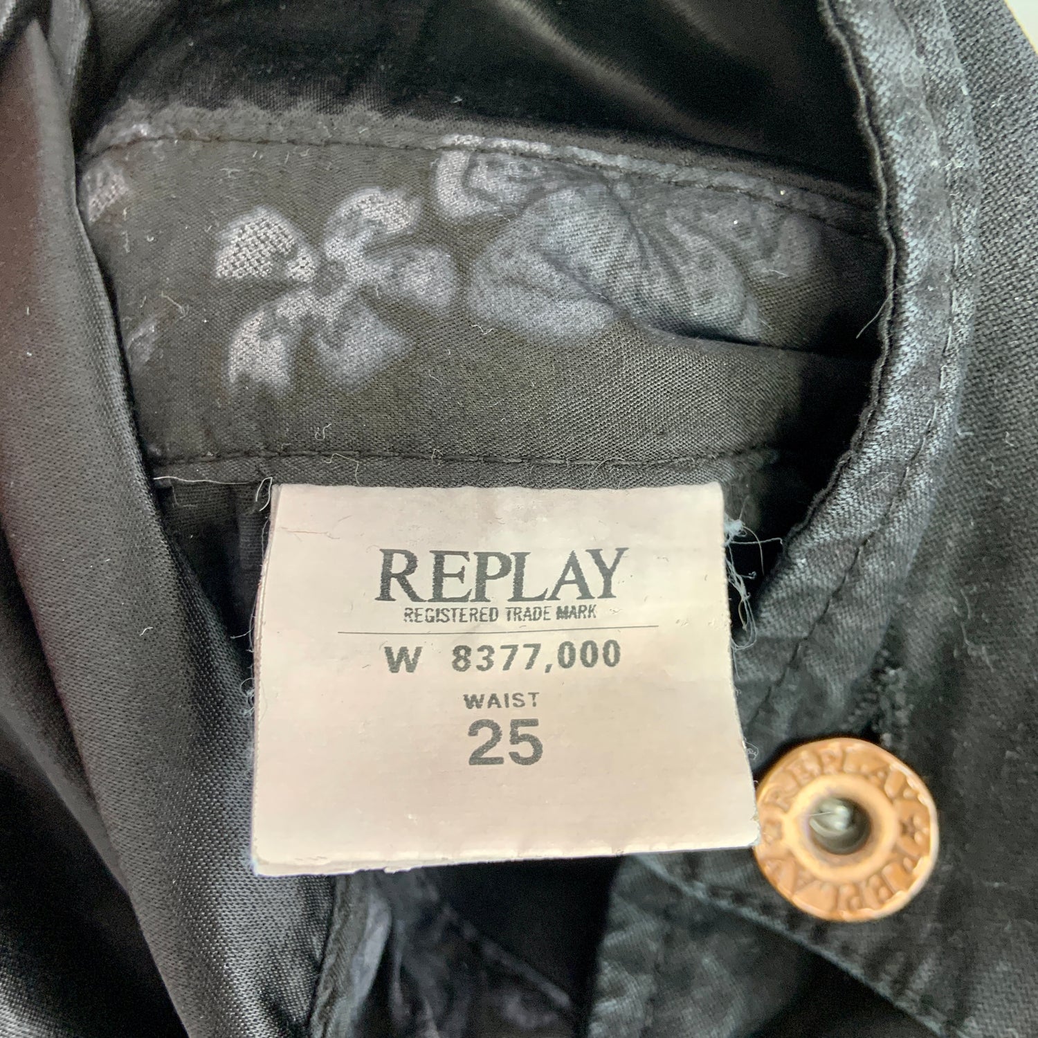 Pantaloni cargo Replay nero da donna in promozione | Zalando Pantaloni cargo Replay nero da donna in promozione | Zalando